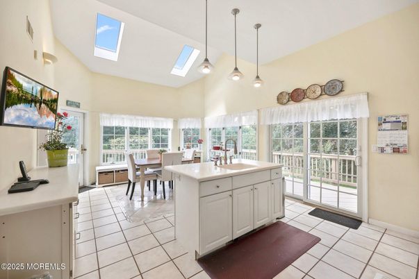 Dining room, Interior, Pendant Lights