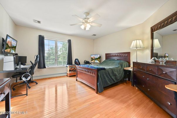 Bedroom, Home Office, Interior, Wood Texture Flooring