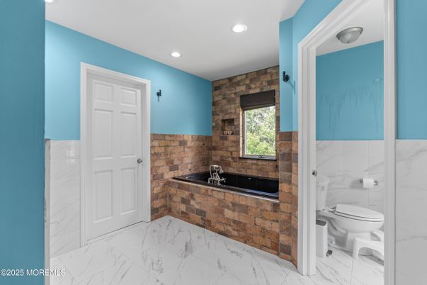 Bathroom, Interior, Marble, Recessed Lighting, Stone Walls