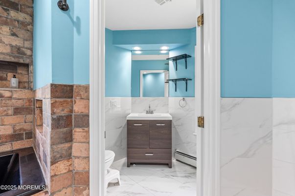 Bathroom, Interior, Marble, Marble Walls