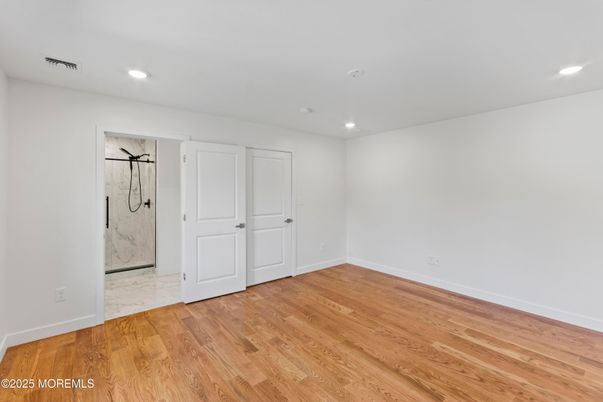 Empty room, Interior, Marble, Recessed Lighting, Wood Texture Flooring