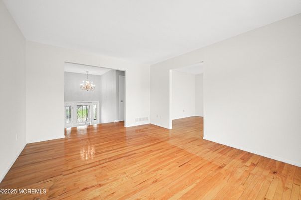 Chandelier, Empty room, Interior, Wood Texture Flooring