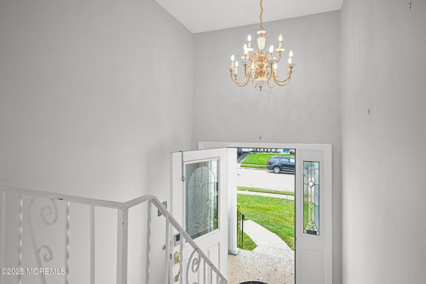 Chandelier, Interior