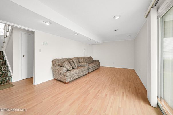 Interior, Recessed Lighting, Wood Texture Flooring