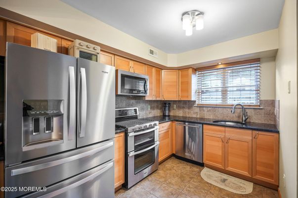 Interior, Kitchen, Stainless Steel Appliances