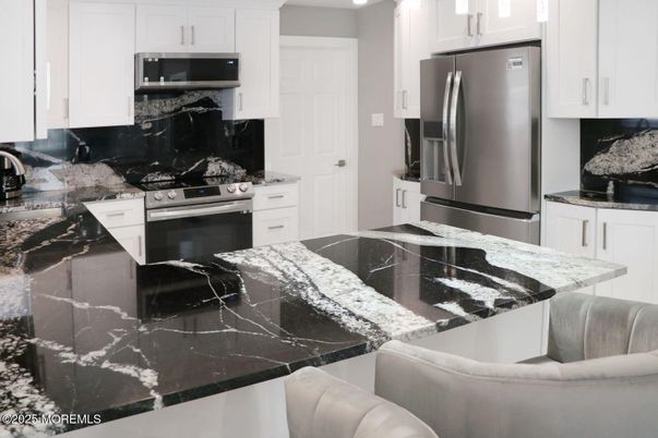 Interior, Kitchen, Stainless Steel Appliances