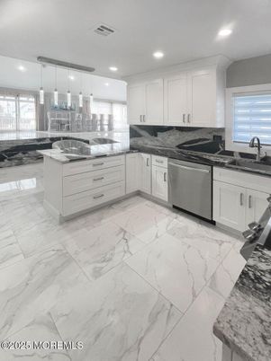 Interior, Kitchen, Marble, Pendant Lights, Recessed Lighting