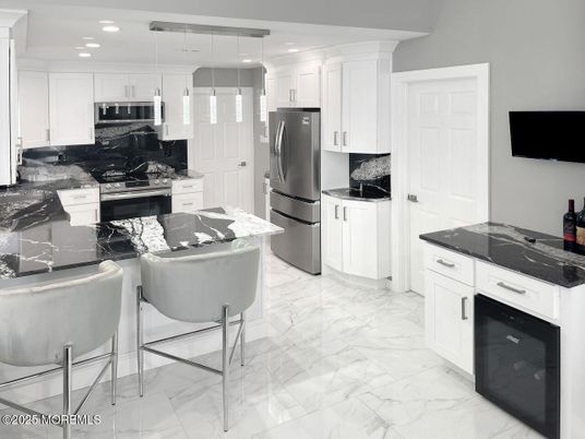 Interior, Kitchen, Marble, Pendant Lights, Recessed Lighting