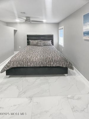 Bedroom, Interior, Marble, Recessed Lighting