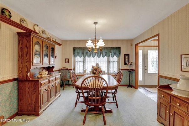 Chandelier, Dining room, Interior