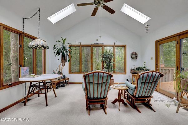 Dining room, Interior