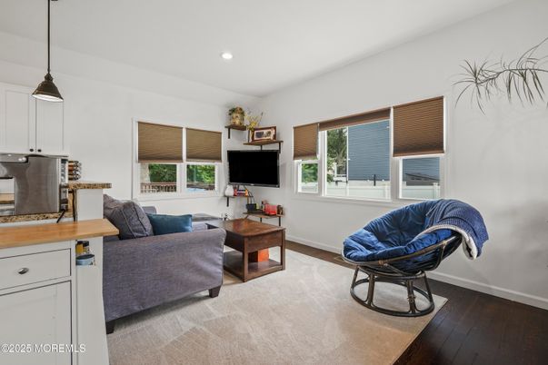 Interior, Pendant Lights, Recessed Lighting, Wood Texture Flooring