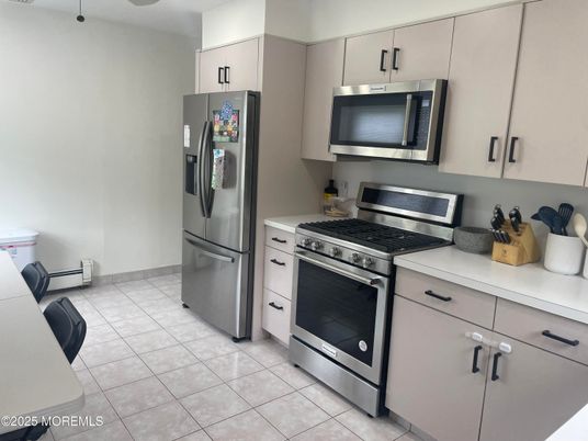 Interior, Kitchen, Stainless Steel Appliances