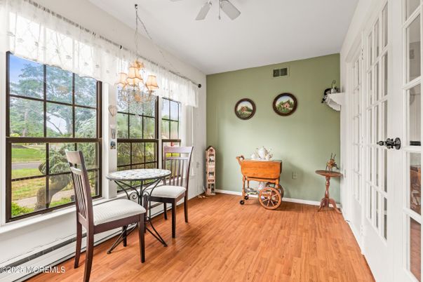 Chandelier, Dining room, Interior, Wood Texture Flooring