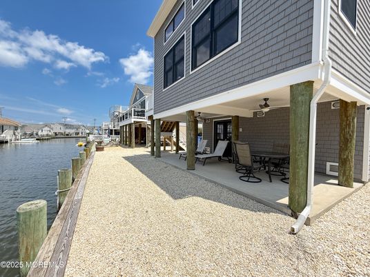 Exterior, Water