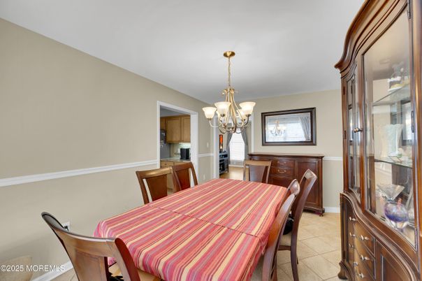 Chandelier, Dining room, Interior