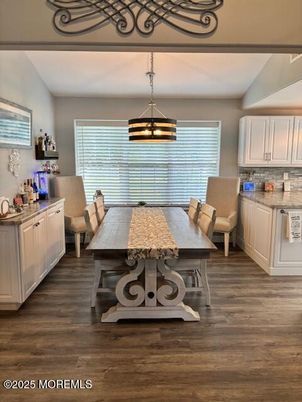 Chandelier, Dining room, Interior, Pendant Lights, Wood Texture Flooring