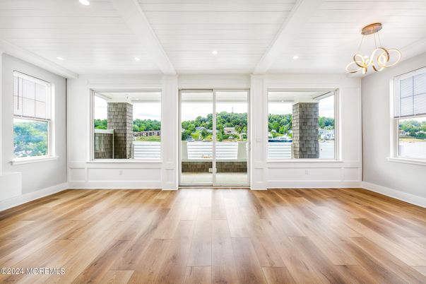 Empty room, Interior, Pendant Lights, Recessed Lighting, Wood Texture Flooring