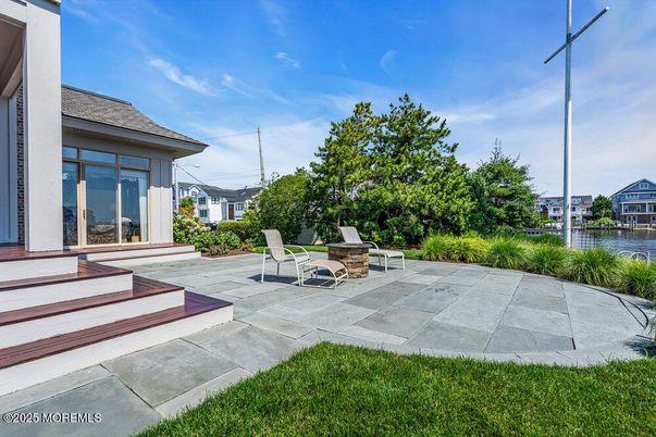Backyard, Exterior, Water
