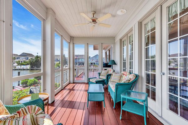 Interior, Sun Room, Water, Wood Texture Flooring
