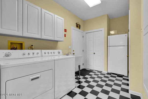 Interior, Utility Closets, Washer