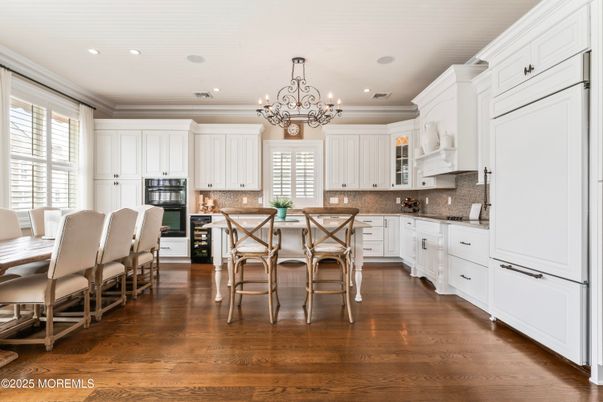 Chandelier, Dining room, Interior, Kitchen, Recessed Lighting, Wood Texture Flooring