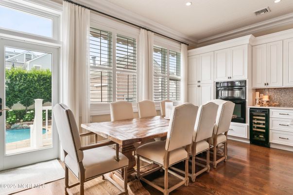 Dining room, Interior, Kitchen, Recessed Lighting, Wood Texture Flooring
