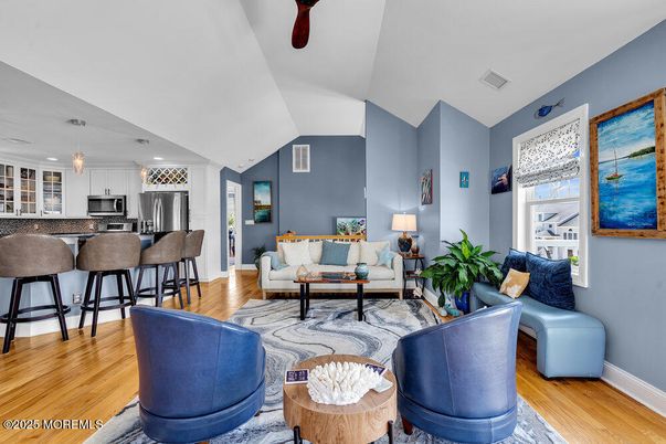 Interior, Kitchen, Living room, Pendant Lights, Recessed Lighting, Stainless Steel Appliances, Wood Texture Flooring