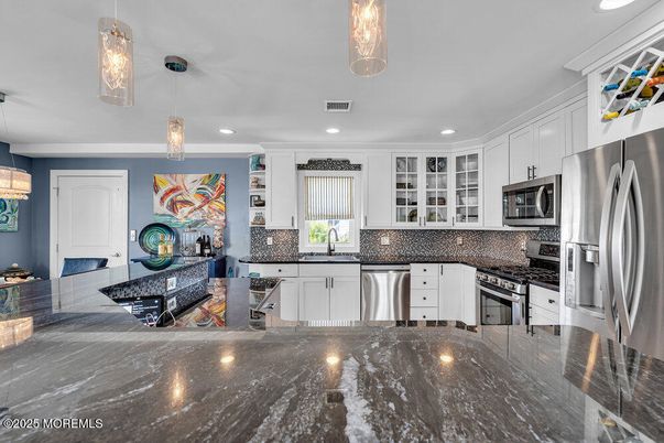 Interior, Kitchen, Pendant Lights, Recessed Lighting, Stainless Steel Appliances