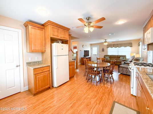 Dining room, Interior, Kitchen, Living room, Recessed Lighting, Wood Texture Flooring