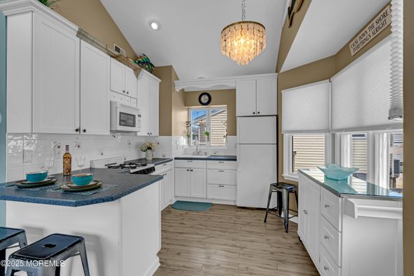 Chandelier, Interior, Kitchen, Recessed Lighting, Wood Texture Flooring