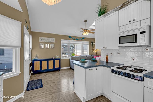 Interior, Kitchen, Living room, Wood Texture Flooring