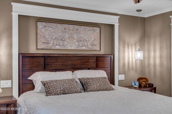 Bedroom, Interior, Pendant Lights