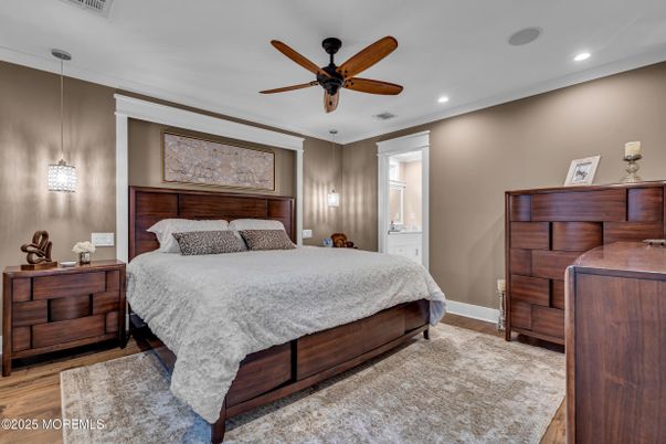 Bedroom, Interior, Pendant Lights, Recessed Lighting, Wood Texture Flooring