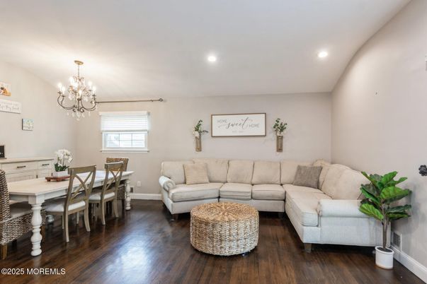 Chandelier, Dining room, Interior, Living room, Recessed Lighting, Wood Texture Flooring