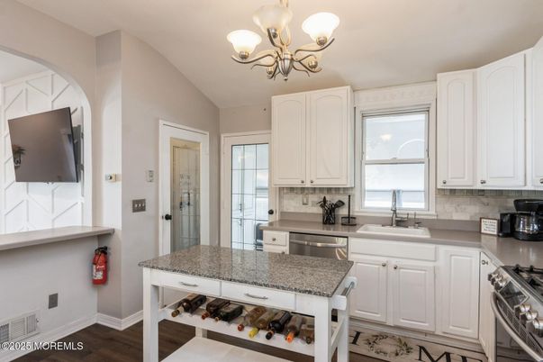 Chandelier, Interior, Kitchen, Stainless Steel Appliances, Wood Texture Flooring