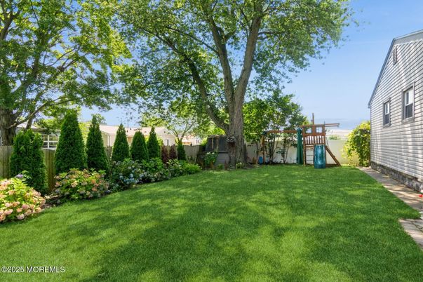 Backyard, Exterior, Playground