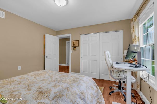 Bedroom, Home Office, Interior, Wood Texture Flooring