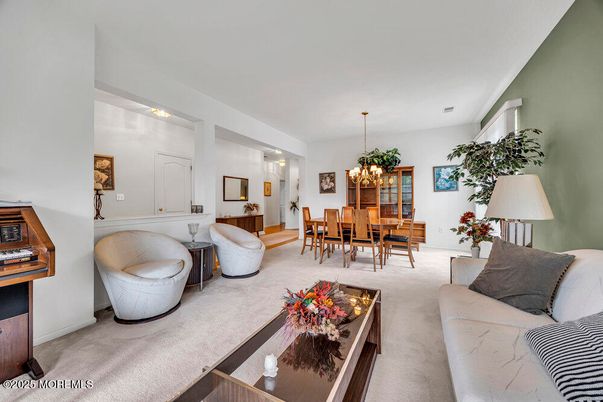 Chandelier, Dining room, Interior, Living room