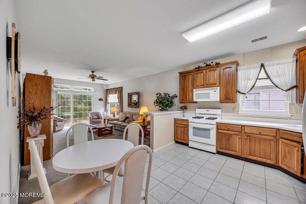 Dining room, Interior, Kitchen, Living room, Recessed Lighting
