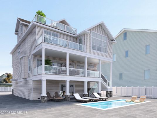 Exterior, Facade, Pool, Modern