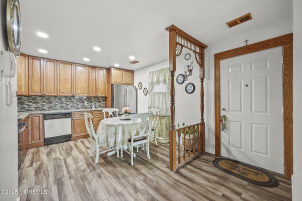 Dining room, Interior, Kitchen, Recessed Lighting, Wood Texture Flooring