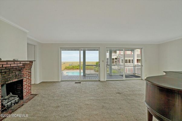 Empty room, Fireplace, Interior