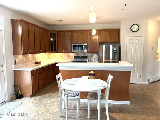Dining room, Interior, Kitchen, Pendant Lights, Stainless Steel Appliances