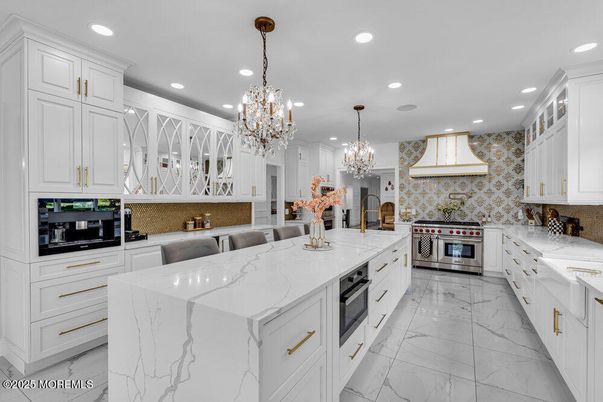 Chandelier, Interior, Kitchen, Marble, Recessed Lighting, Stainless Steel Appliances