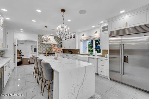 Chandelier, Interior, Kitchen, Marble, Recessed Lighting, Stainless Steel Appliances