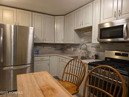 Interior, Kitchen, Stainless Steel Appliances