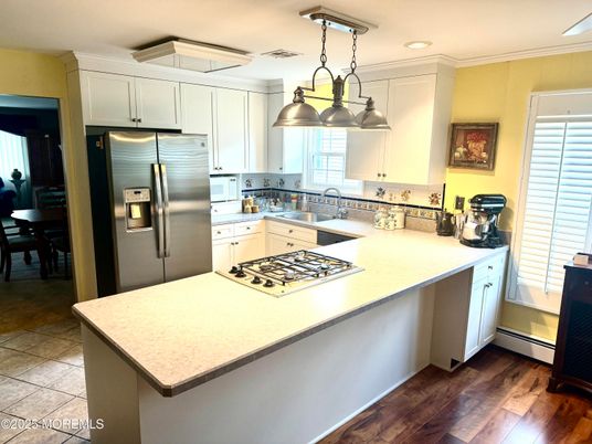 Interior, Kitchen, Pendant Lights, Recessed Lighting, Wood Texture Flooring