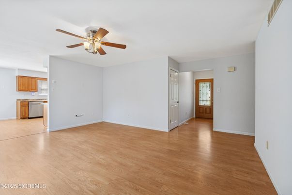 Empty room, Interior, Kitchen, Wood Texture Flooring