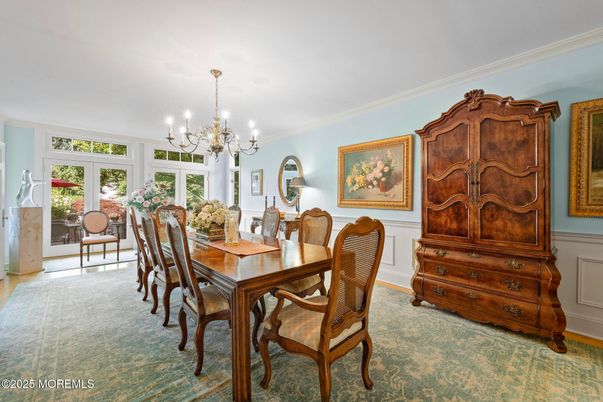 Chandelier, Dining room, Interior
